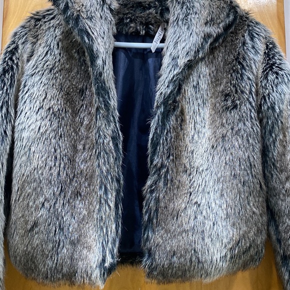 Faux Fur Jacket from LF - Picture 6 of 6